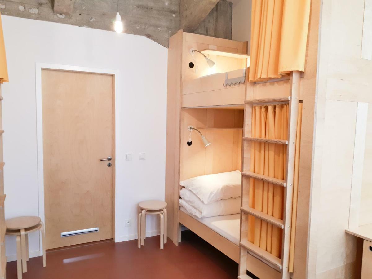 Cmyk Usti Nad Labem Hostel Екстериор снимка