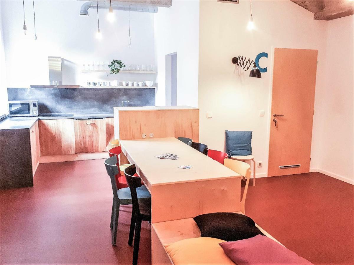 Cmyk Usti Nad Labem Hostel Екстериор снимка