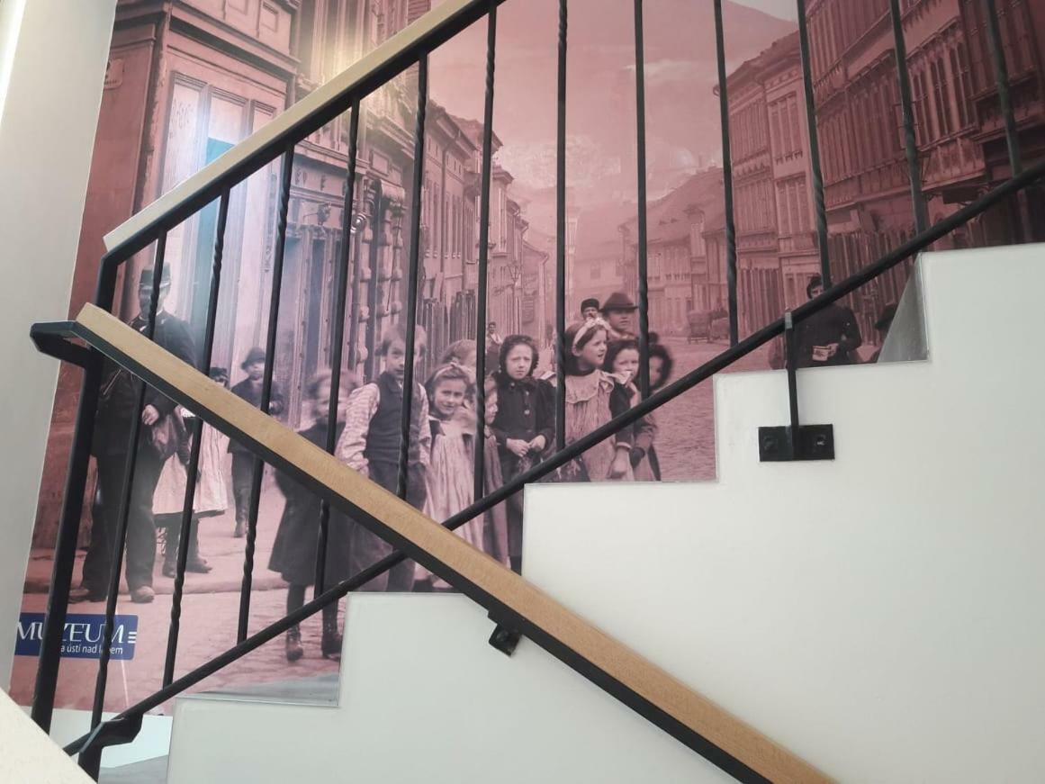 Cmyk Usti Nad Labem Hostel Екстериор снимка